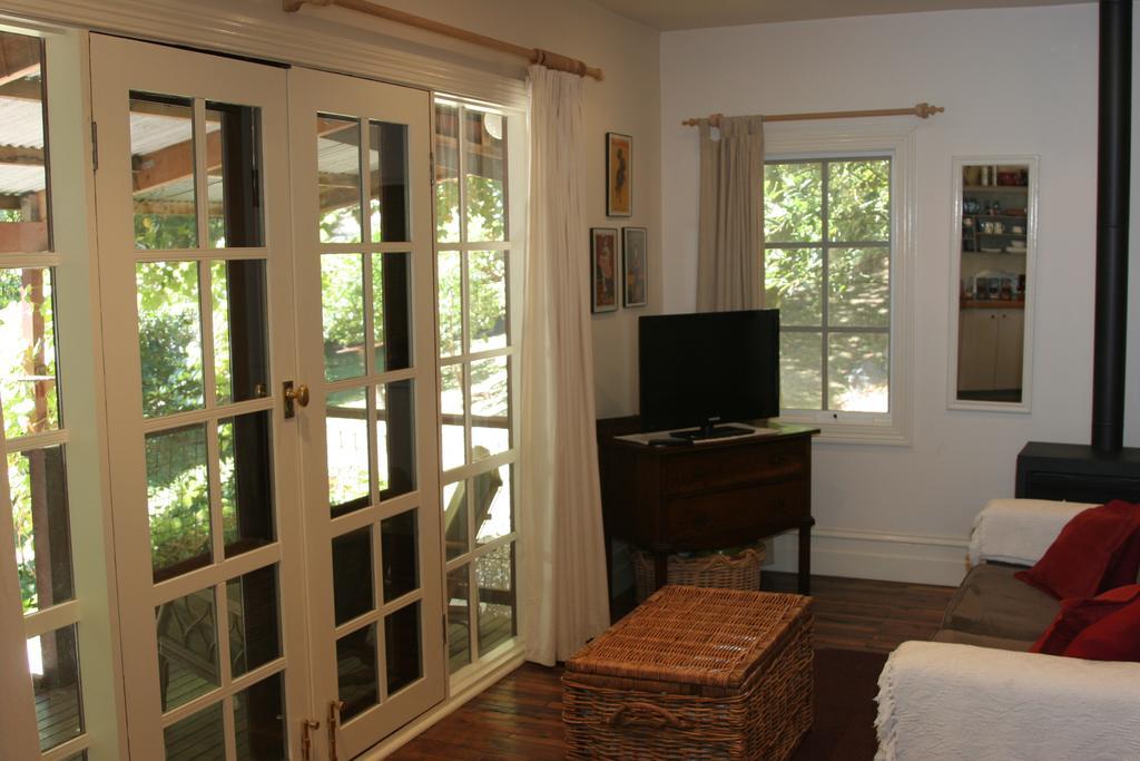 בלגרייב Stone'S Throw Cottage Bed And Breakfast חדר תמונה